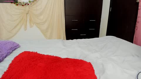 Lia online show from 01-30-25, 03:08