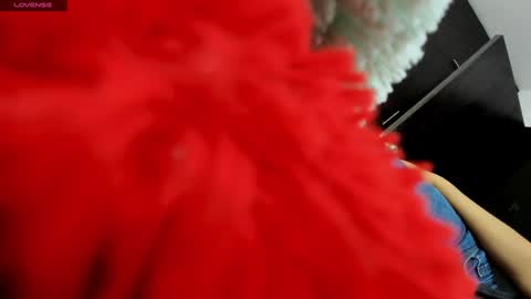 Lia online show from 02-04-25, 11:38