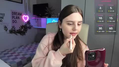 Snapshot of liawoow chatting on 09-29-25, 01:49 Lia online show from 09-29-25, 01:49