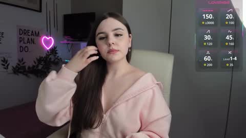 Snapshot of liawoow chatting on 09-30-25, 02:44 Lia online show from 09-30-25, 02:44