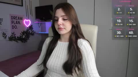 Snapshot of liawoow chatting on 10-18-25, 06:48 Lia online show from 10-18-25, 06:48