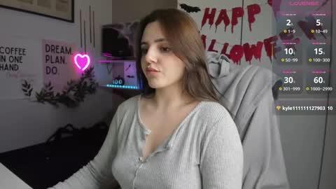 Snapshot of liawoow chatting on 11-03-25, 02:40 Lia online show from 11-03-25, 02:40