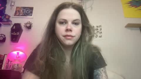 Libby Deetz online show from 01-14-25, 08:41