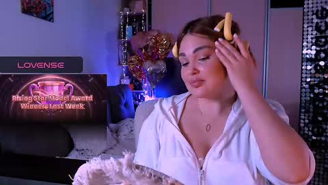 libra_mia online show from 12-01-25, 06:51