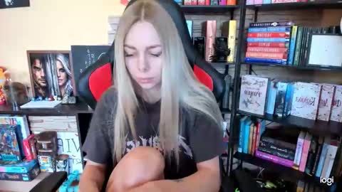 Anna online show from 04-18-26, 09:35