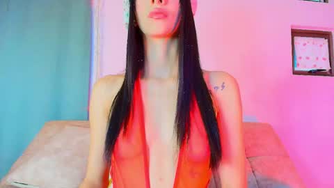 Snapshot of liccy_hall chatting on 12-19-25, 11:39 Valentina Hall online show from 12-19-25, 11:39