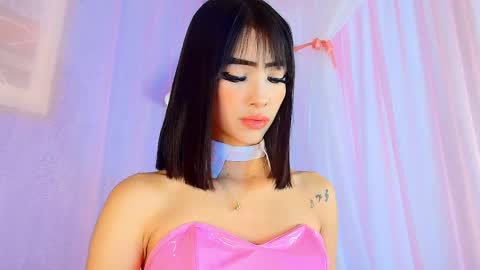 Valentina Hall online show from 04-30-26, 11:38