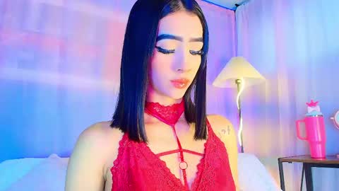 Valentina Hall online show from 06-04-26, 11:49