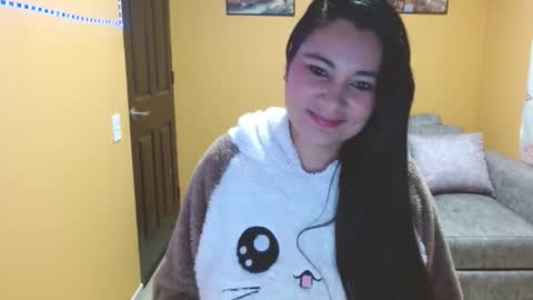 Snapshot of licy_klein chatting on 01-10-25, 11:11 Isa online show from 01-10-25, 11:11