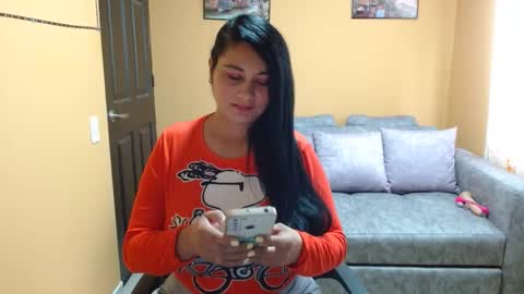 Snapshot of licy_klein chatting on 01-25-25, 09:14 Isa online show from 01-25-25, 09:14