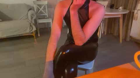 SofieXxxDoll online show from 05-12-26, 07:22