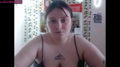 light_lunaa online show from 01-15-25, 09:56