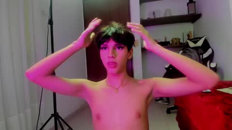 lightboy0 online show from 09-25-25, 04:54