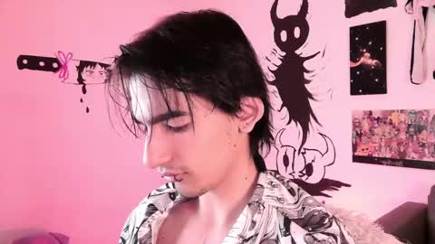 Ezio online show from 03-09-25, 02:39