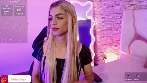 LIHIAN online show from 09-25-25, 03:43