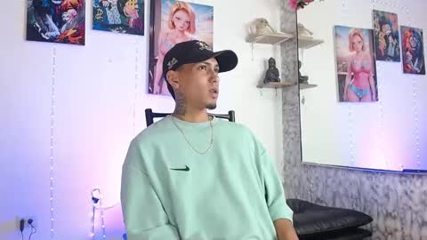 Daniel online show from 10-02-25, 01:40