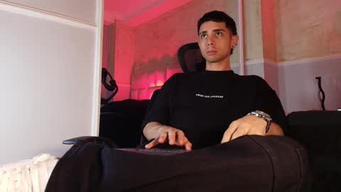 Snapshot of liiamhudson_ chatting on 03-11-25, 01:56 L I I A M online show from 03-11-25, 01:56