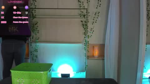         online show from 02-25-26, 11:42