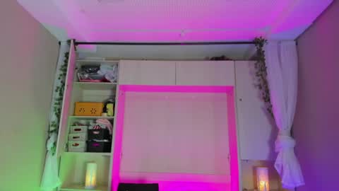 Snapshot of liiavega chatting on 06-10-26, 11:42 online show from 06-10-26, 11:42