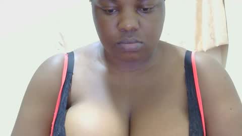 Snapshot of liilcutiee chatting on 05-09-26, 11:10 Lily online show from 05-09-26, 11:10