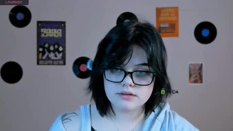 lika_pop online show from 01-31-26, 07:34