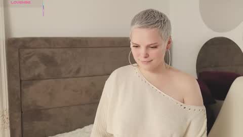 Snapshot of likaaberry chatting on 09-24-25, 04:21 likaaberry online show from 09-24-25, 04:21