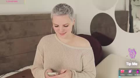 Snapshot of likaaberry chatting on 10-03-25, 10:23 likaaberry online show from 10-03-25, 10:23