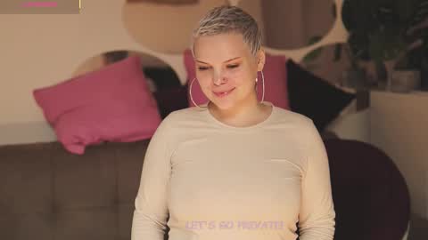 Snapshot of likaaberry chatting on 11-15-25, 03:26 likaaberry online show from 11-15-25, 03:26