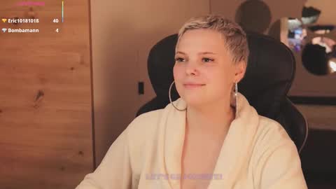 Snapshot of likaaberry chatting on 11-29-25, 11:08 likaaberry online show from 11-29-25, 11:08