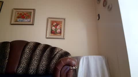 Celine online show from 03-11-25, 12:17