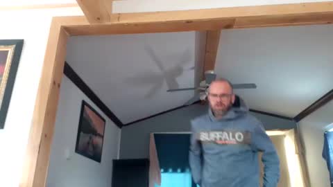 St pierre online show from 03-21-26, 03:48