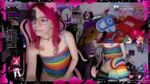 Snapshot of likemyashe chatting on 05-25-26, 06:19 LikeMyAshe online show from 05-25-26, 06:19