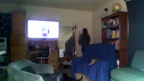 likerightnow online show from 01-18-26, 11:47