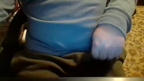 Snapshot of likestobewatchedm chatting on 02-10-25, 02:08 N online show from 02-10-25, 02:08