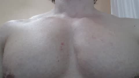 Snapshot of likwidator84 chatting on 02-10-25, 03:03 Maximus online show from 02-10-25, 03:03