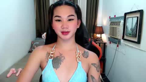LILY online show from 10-11-25, 06:34