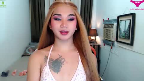 LILY online show from 11-10-25, 08:02