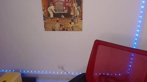 Lisaa online show from 12-19-24, 02:34