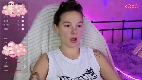 little moon online show from 10-12-25, 07:57