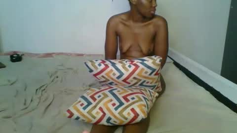 Snapshot of lil_meg chatting on 02-20-26, 11:49 lil_meg online show from 02-20-26, 11:49