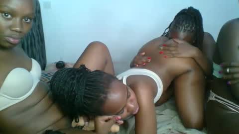 Snapshot of lil_meg chatting on 03-05-26, 07:54 lil_meg online show from 03-05-26, 07:54