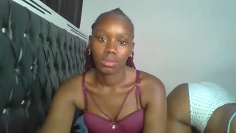 Snapshot of lil_meg chatting on 03-08-26, 07:28 lil_meg online show from 03-08-26, 07:28