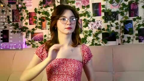 Snapshot of lil_raysss chatting on 02-13-25, 04:43 lil_raysss online show from 02-13-25, 04:43