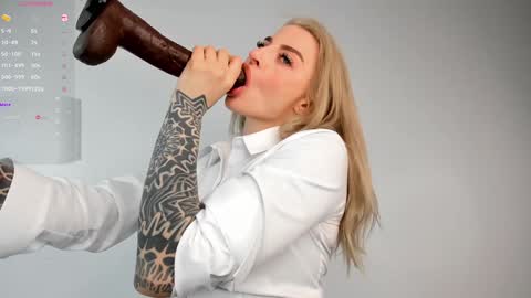 Snapshot of lil_shouty_bitch chatting on 03-14-26, 04:23 Chasey online show from 03-14-26, 04:23