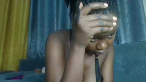 Snapshot of lil_shwaty chatting on 03-06-26, 06:48 brinna online show from 03-06-26, 06:48