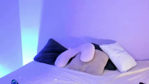 Lola online show from 03-10-25, 12:29