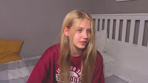 Emma online show from 09-22-25, 10:06