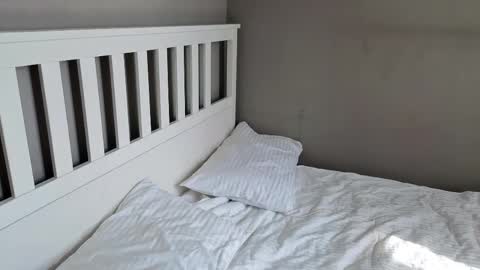 Emma online show from 04-14-26, 08:31