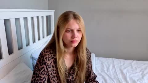 Emma online show from 04-21-26, 05:58