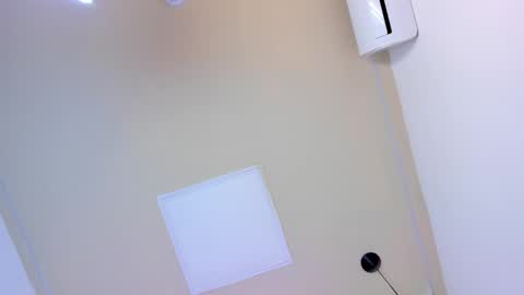 Snapshot of lila_cohen chatting on 02-27-25, 02:42 L I L A online show from 02-27-25, 02:42